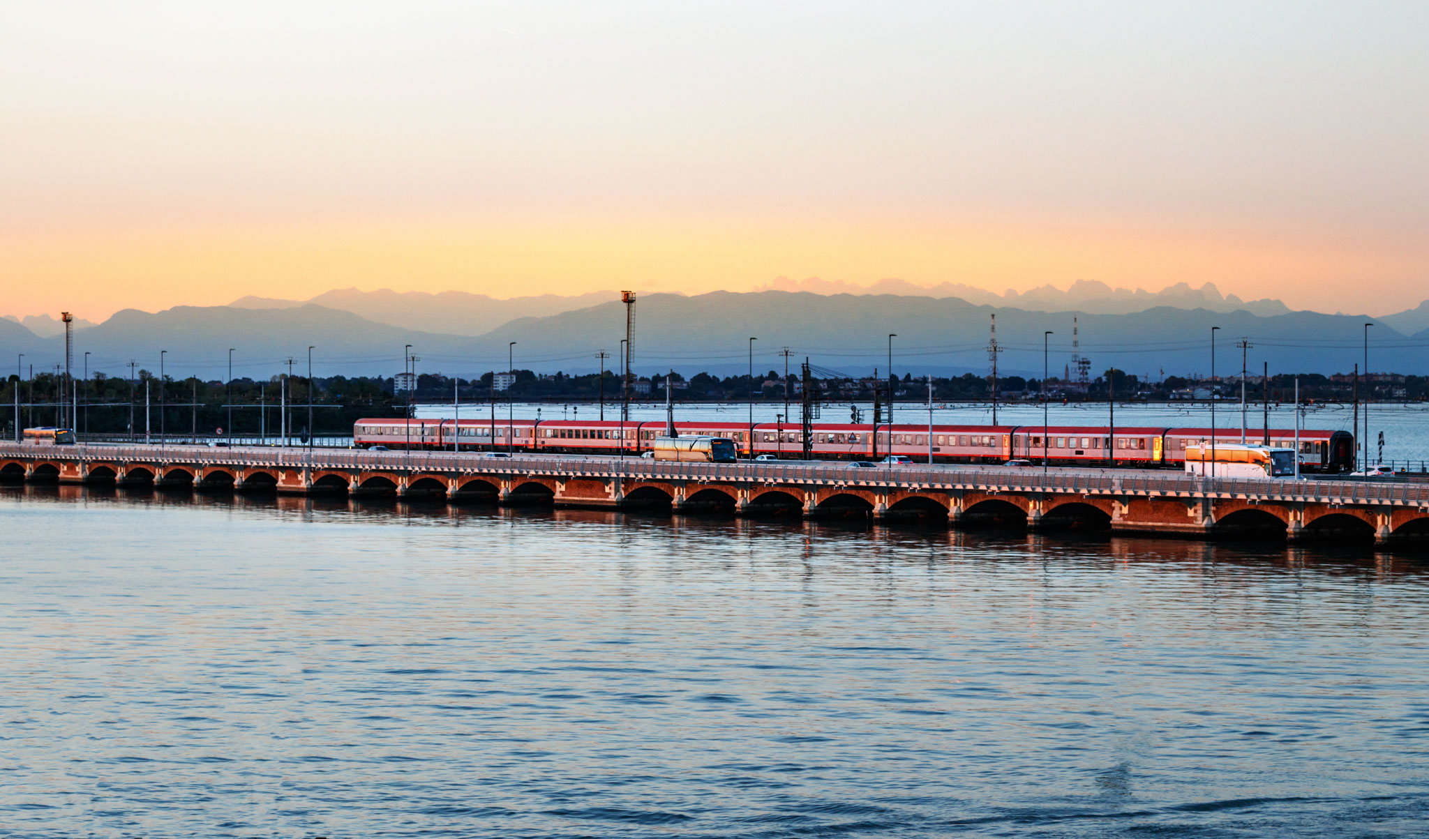 Trein op de brug